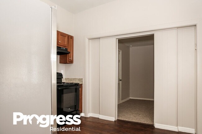 Building Photo - 10348 Westmar Rd