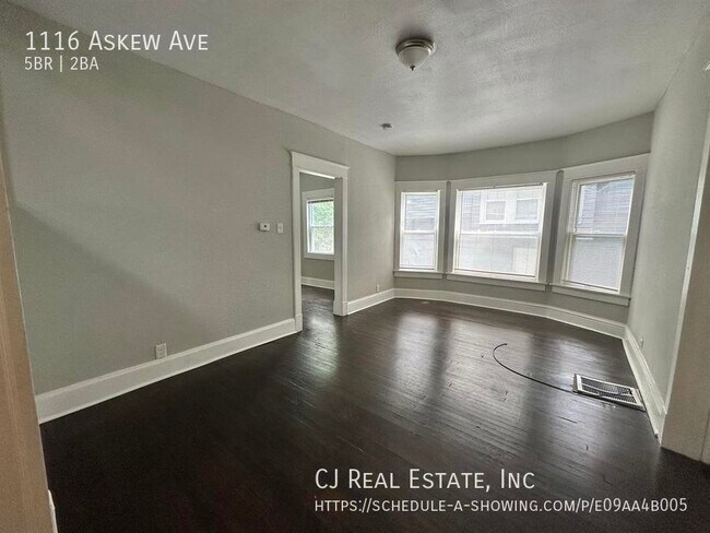 Foto del edificio - 1116 Askew Ave