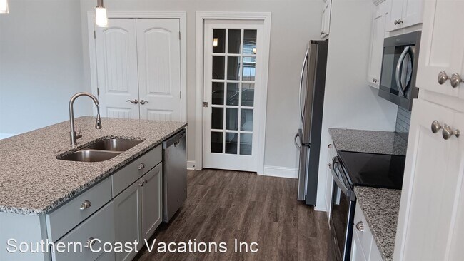 Foto del edificio - 3 br, 2 bath House - 127 Silver Peak Drive