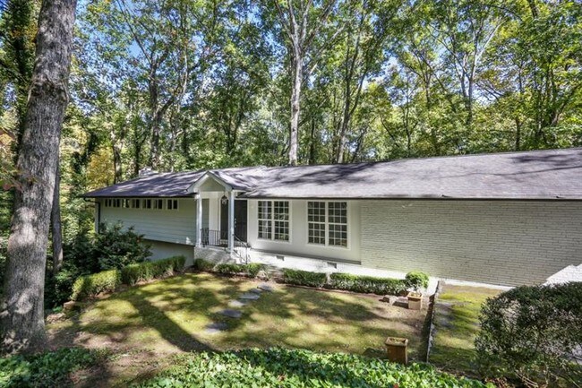 Building Photo - 4131 Glen Devon Dr NW