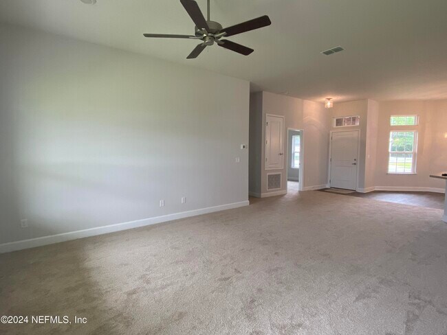 Foto del edificio - 7294 Gateway Ct