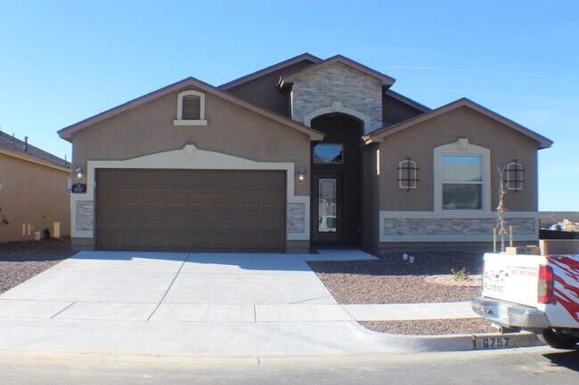 Building Photo - 6757 Ixtapa Pl