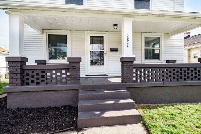 Foto del edificio - 2824 Dwight Ave