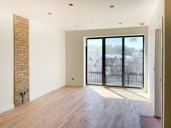 Building Photo - Brand new construction boutique elevator b...