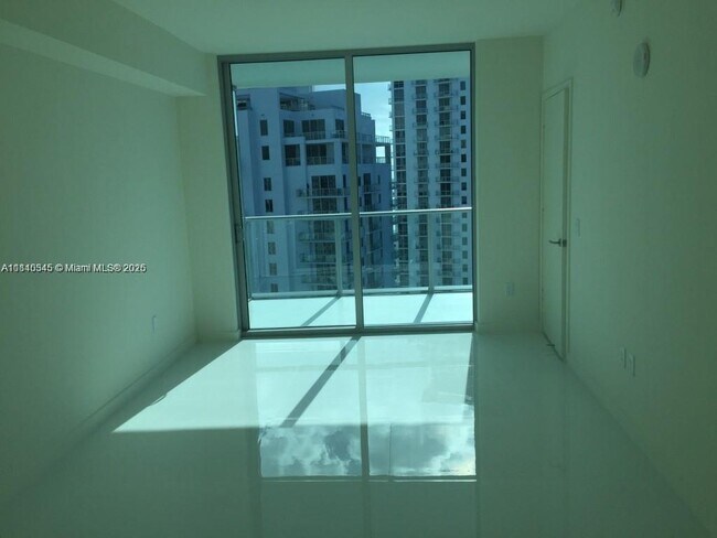 Foto del edificio - 1100S S Miami Ave