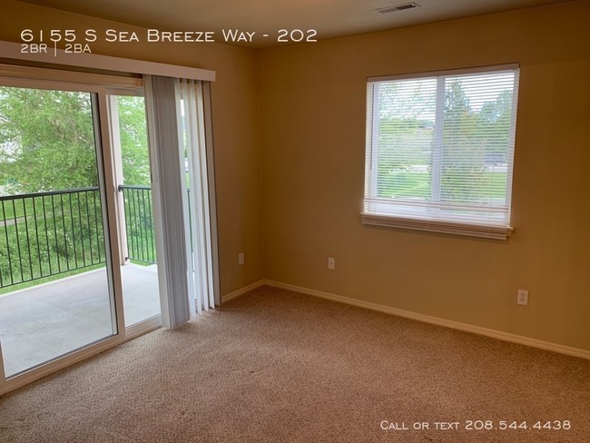 Building Photo - 6155 S Sea Breeze Way #202