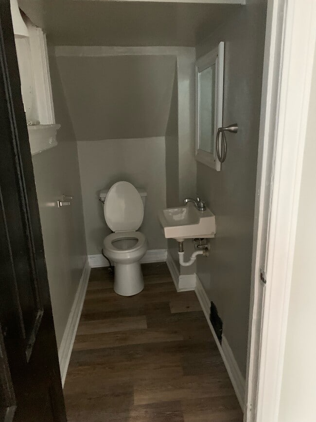 Foto del edificio - 1063 Niagara St