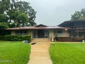 Building Photo - 1 Arrowhead Dr