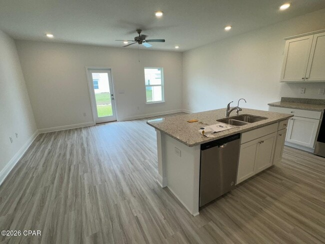 Building Photo - 147 Ellery Ln