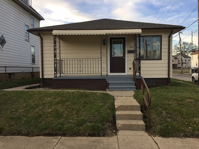 Building Photo - 788 Bellows Ave