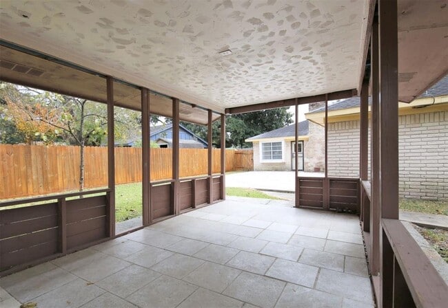 Foto del edificio - 1038 Beaver Bend Rd