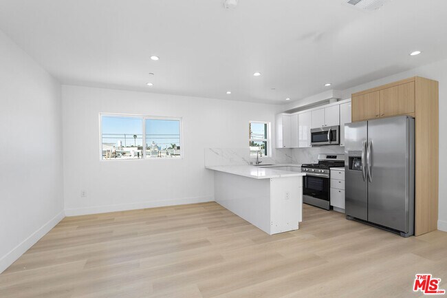 Foto del edificio - 10963 Calvert St