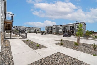 Building Photo - 5216 Boulder Ct