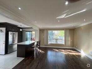 Building Photo - 10 Burgby Av