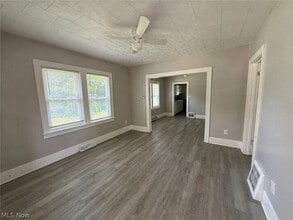 Building Photo - 283 Sobul Ave