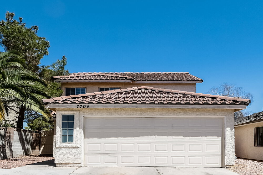 Foto principal - 7704 Velvet Canyon Ave