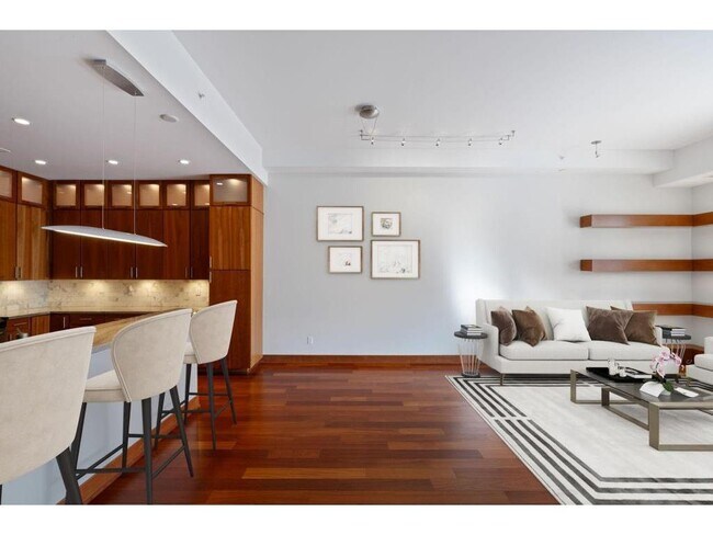 Foto del edificio - 100 3rd Ave S