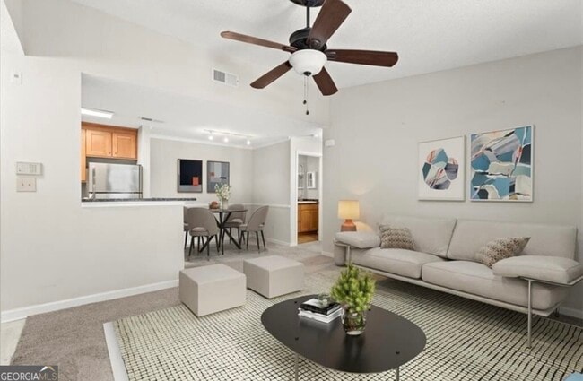 Foto del edificio - 534 Granville Ct