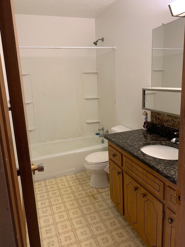 Foto del edificio - 607 Blaine St