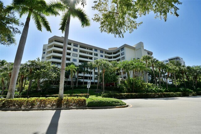 Foto del edificio - 170 Ocean Ln Dr