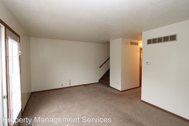 Building Photo - 815 W Wilden Ave