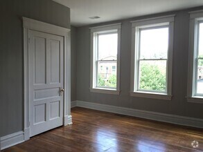 Building Photo - 3612 Hartford St