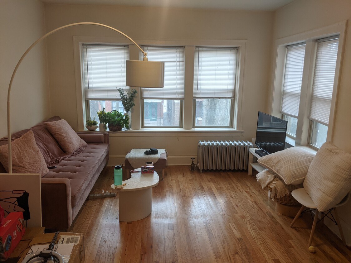Primary Photo - 6441 N Newgard Ave