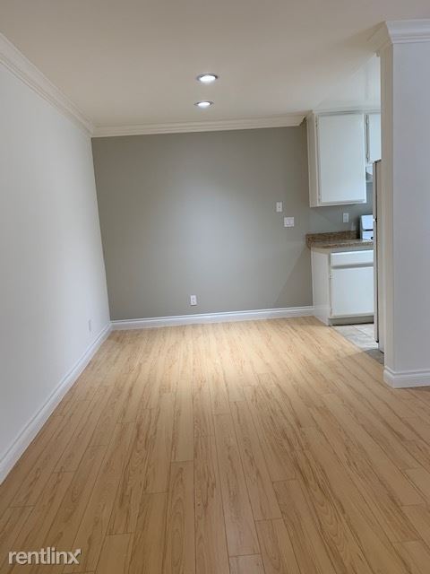 Foto del edificio - 12756 Caswell Ave