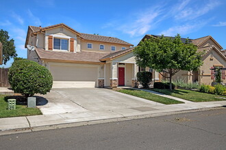 Building Photo - 1605 Laugenour Dr