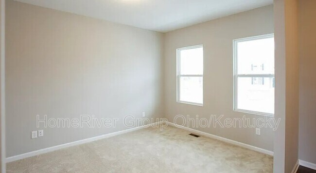 Foto del edificio - 2357 Pine Crest Dr