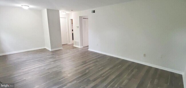 Foto del edificio - 114 Danbury St SW