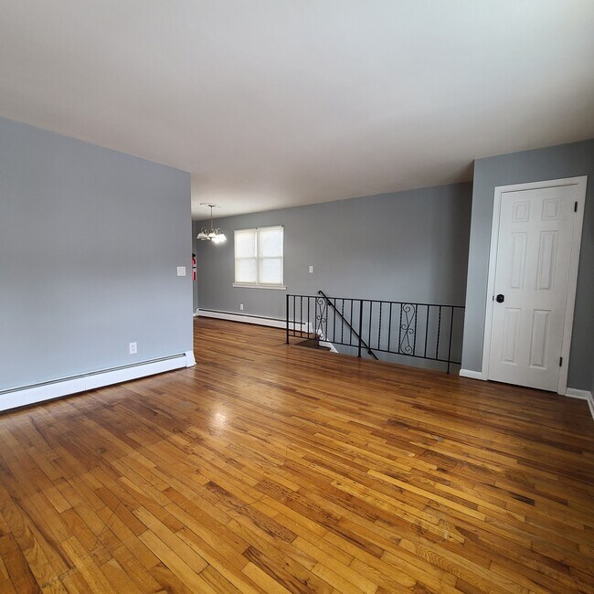 Foto del edificio - 5211 Cottage Ave