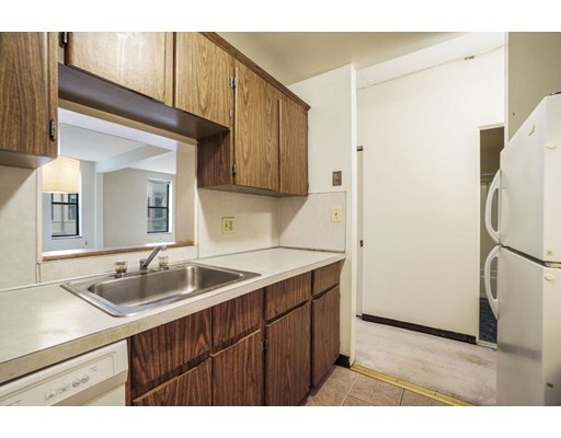 Foto del edificio - 144 Worcester St