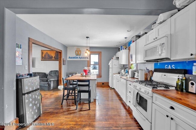 Foto del edificio - 1026 Fairfield St