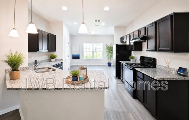 Foto del edificio - 7104 Matthew St