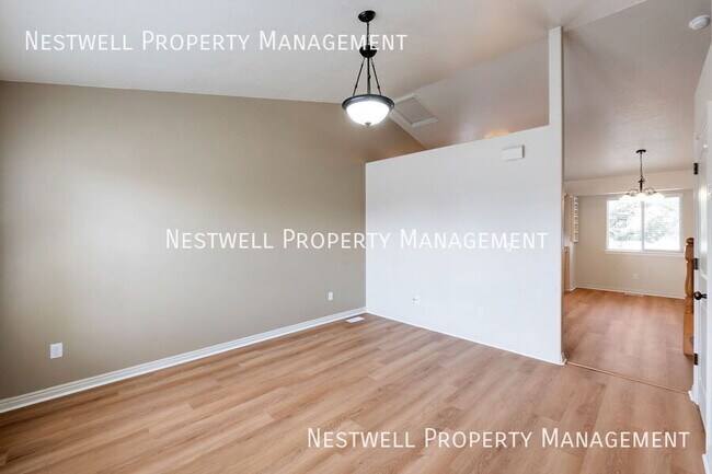 Foto del edificio - 3508 New Land Loop