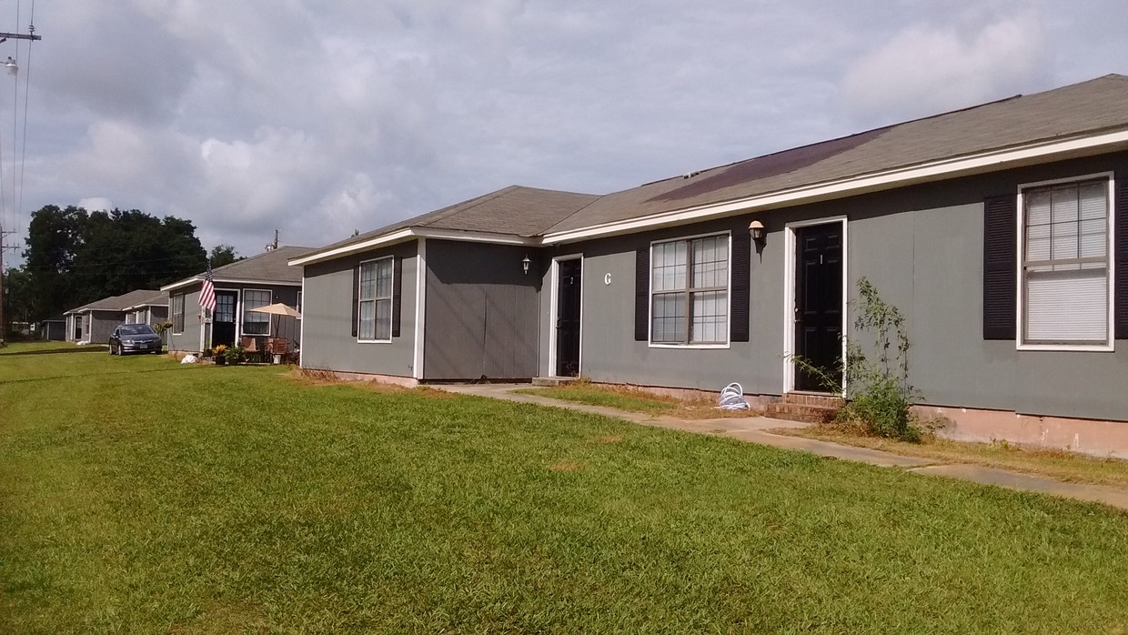 Foto principal - 4219 Old Bemiss Rd