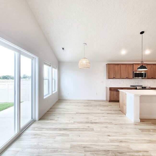 Foto del edificio - Newer Caldwell Home