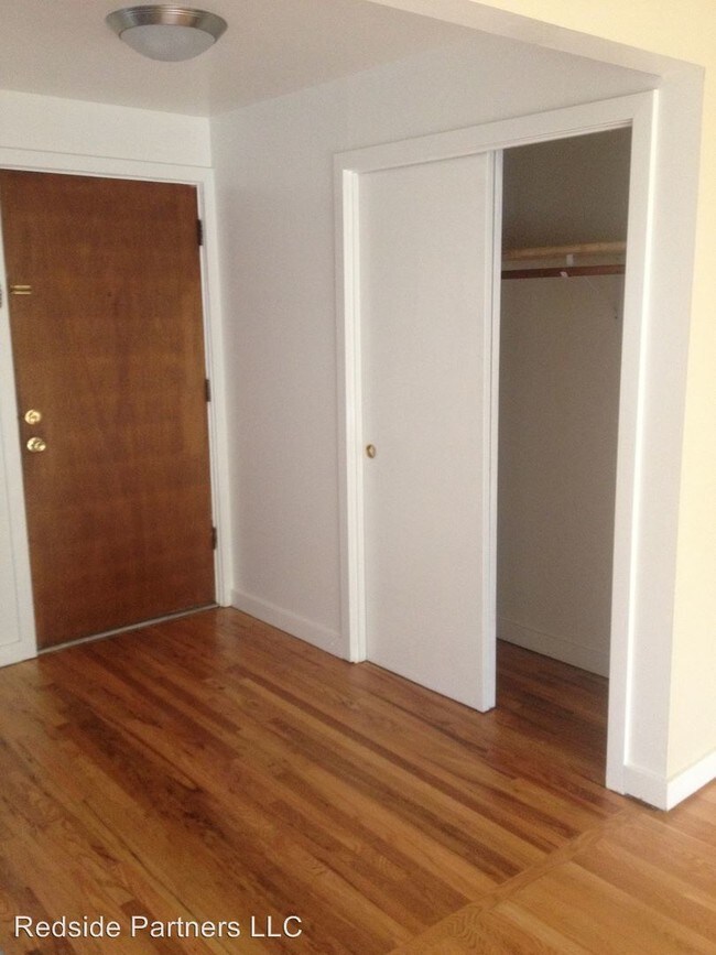 Foto del edificio - 610 Highland Dr