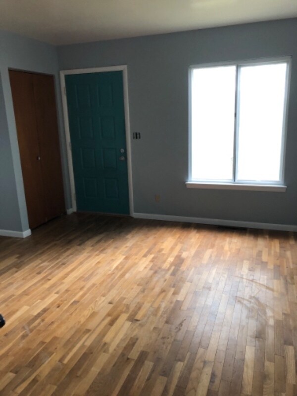 Foto del edificio - 933 Boon St