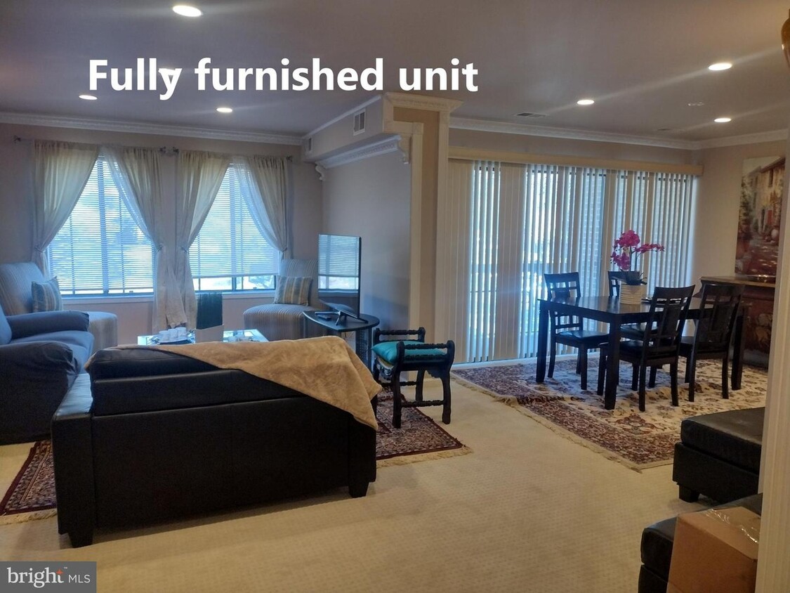 FULLY FURNISHED UNIT! - 5805 Edson Ln