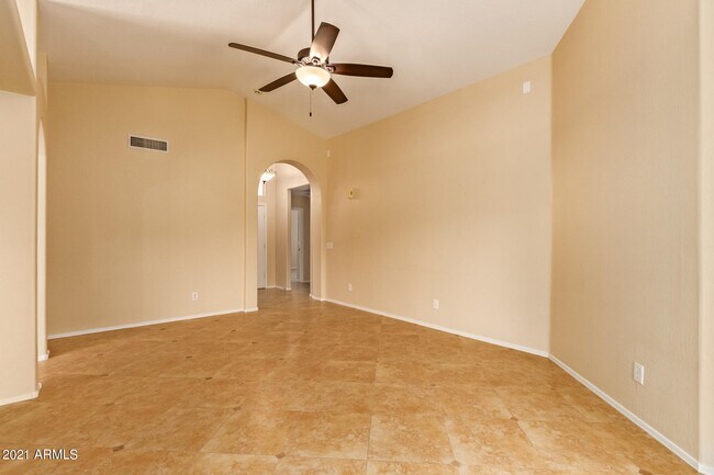 Building Photo - 4213 E Rosemonte Dr