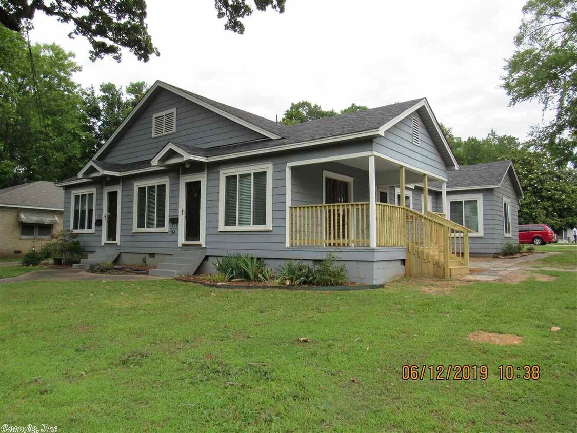 Foto principal - 1454 Scott St
