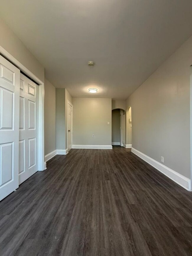 Interior Photo - Grove St Apartments