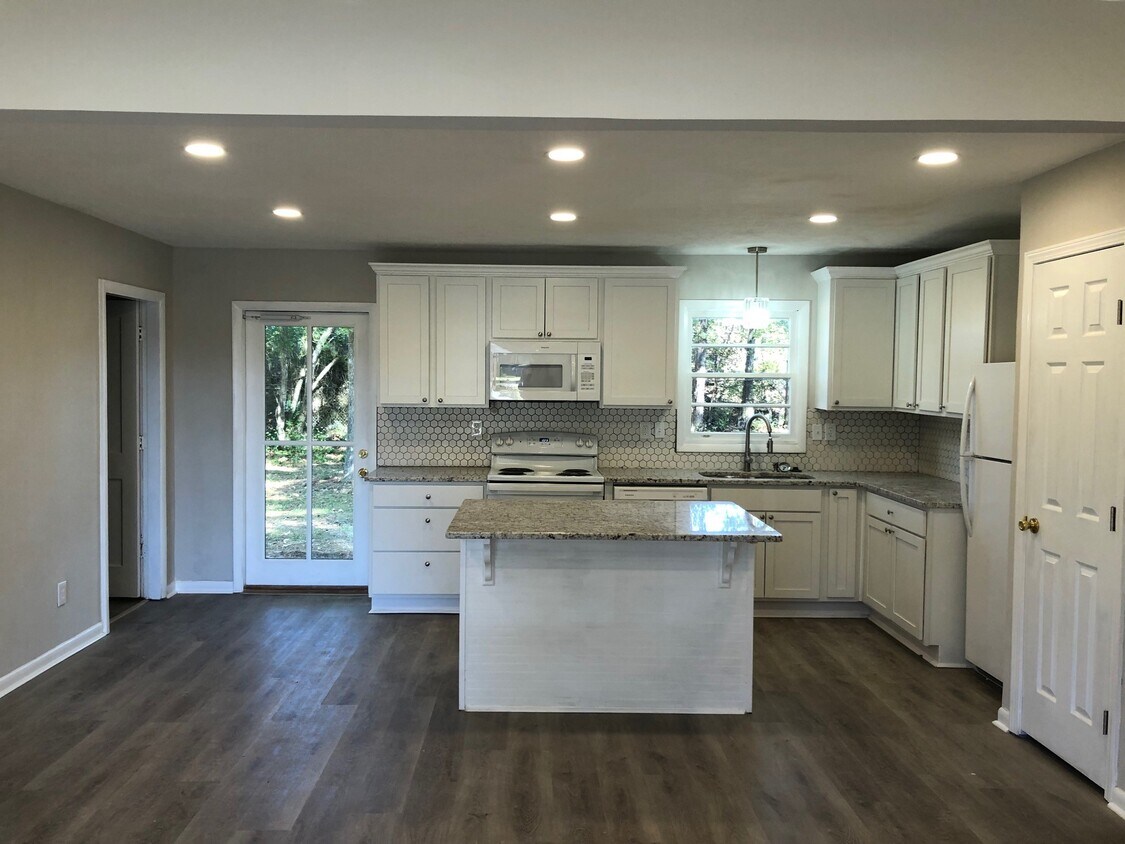 Kitchen - 102 Wittel Ave