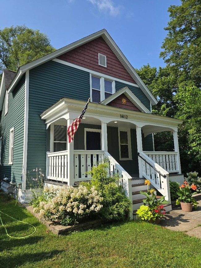 Building Photo - 1412 Lane Blvd