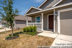 Building Photo - 5631 Mount Helen Dr