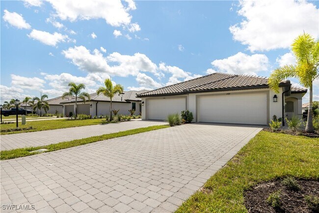 Foto del edificio - 19597 Hinkley Dr