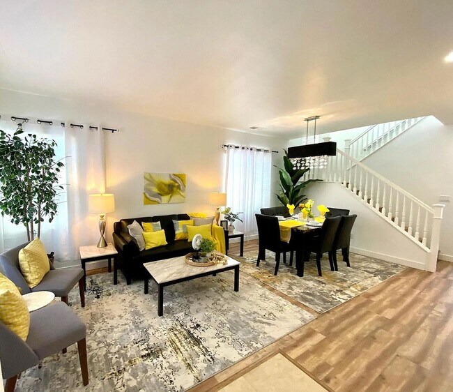 Foto del edificio - Classy Single Family Home Conviently located - Easy drive to Pendelton or Miramar - Nice family n...