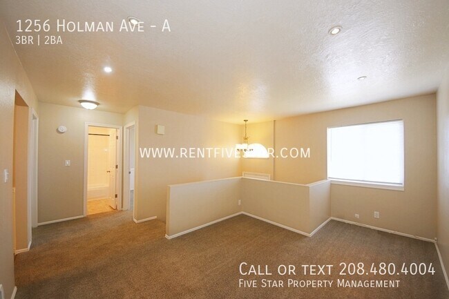 Foto del edificio - 1256 Holman Ave